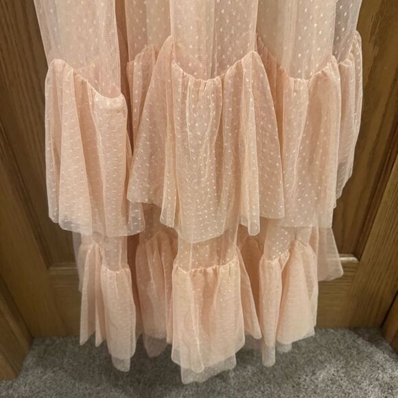 Mac Duggal Floral Embroidered Tulle Gown Sz 6 Peach Pink Tiered Maxi Dress - Picture 9 of 13